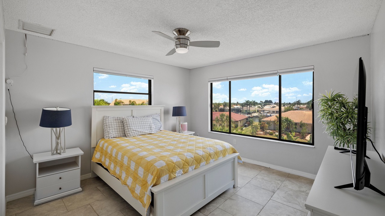 Photo of Bedroom in Gulf Harbors