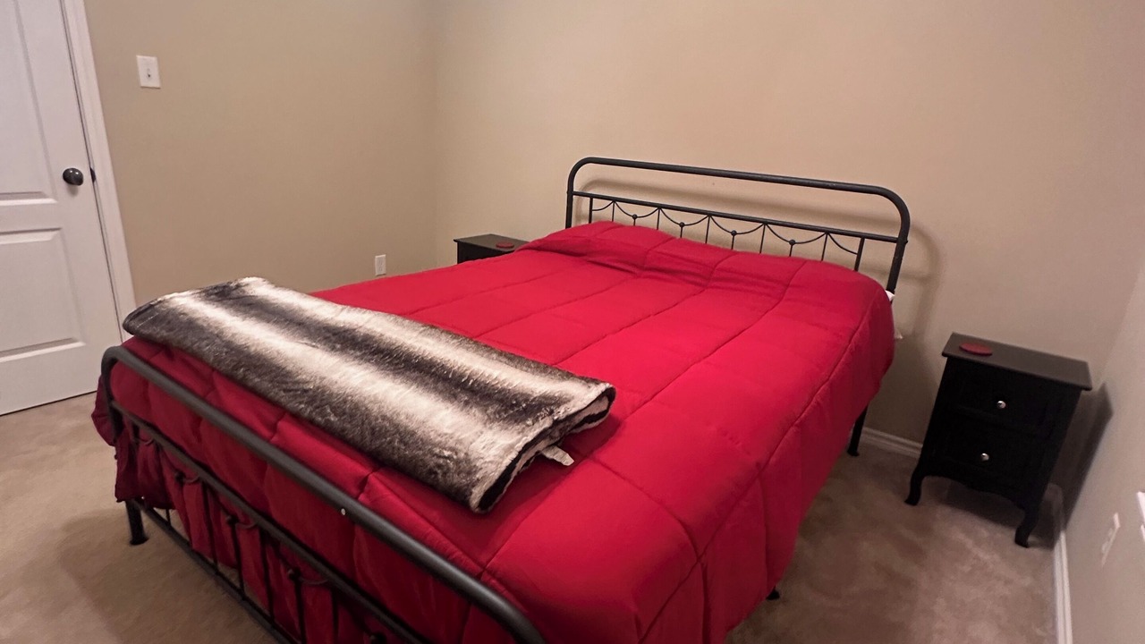 Photo of Bedroom in Emerald Forest