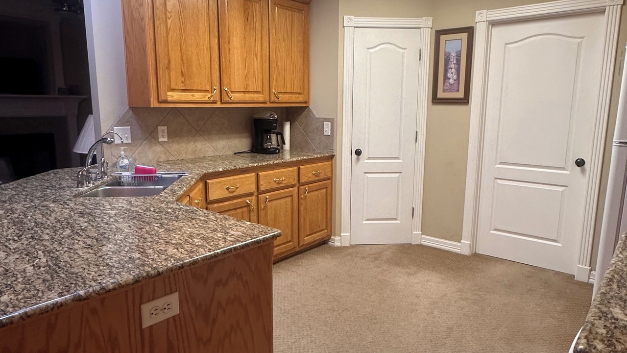 Photo of Kitchen in Emerald Forest