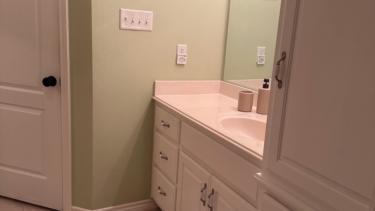 Photo of Bathroom in Emerald Forest