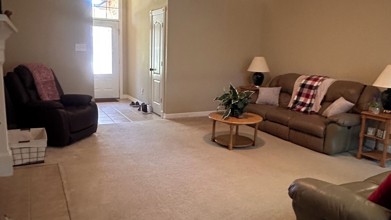 Photo of Livingroom in Emerald Forest