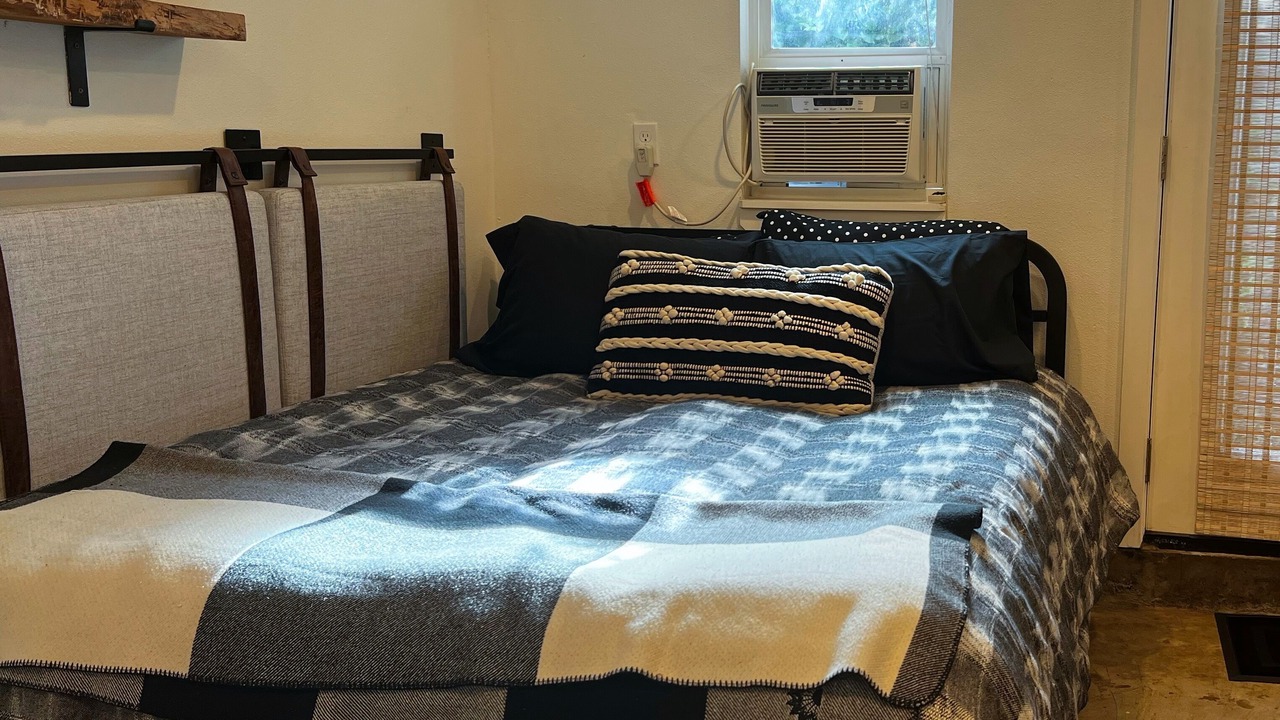 Photo of Bedroom in Cedar Hills