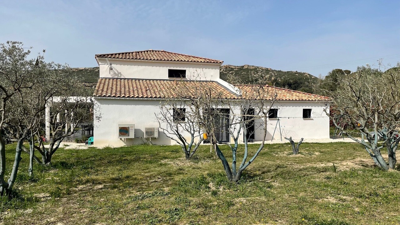Photo of Outdoor in Istres