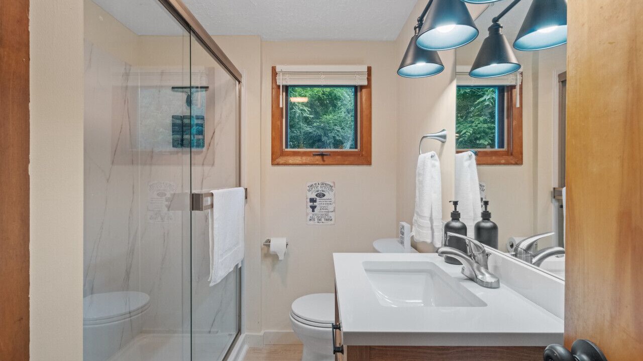 Photo of Bathroom in Washington