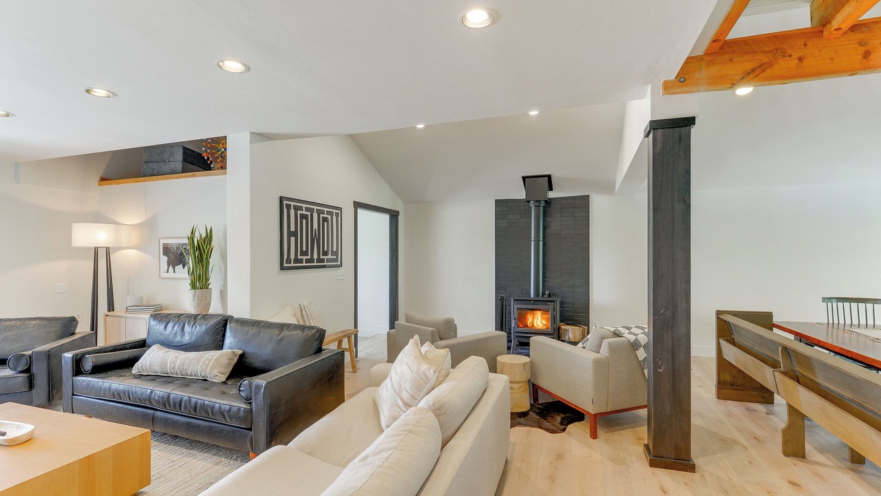 Photo of Livingroom in Thayne