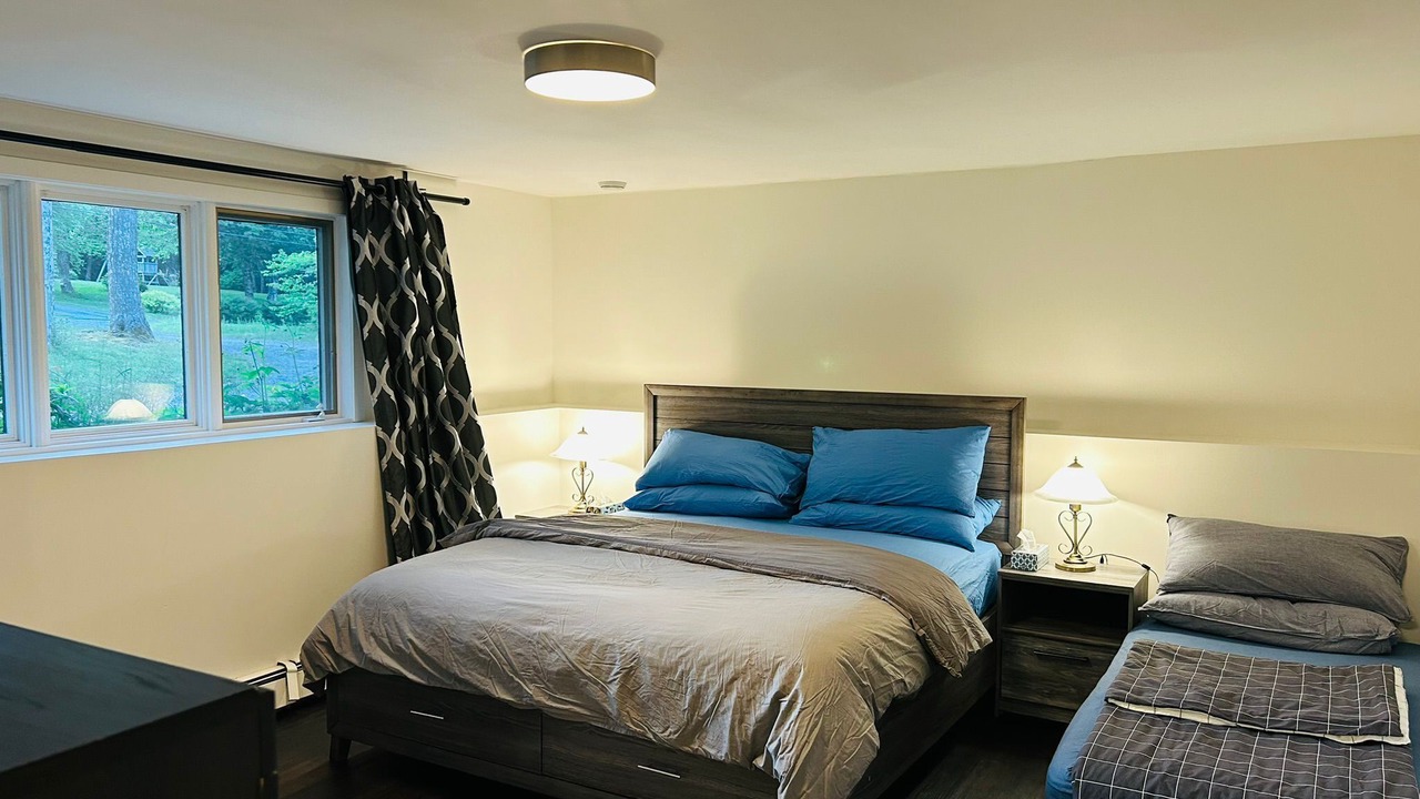 Photo of Bedroom in Hammonds Plains