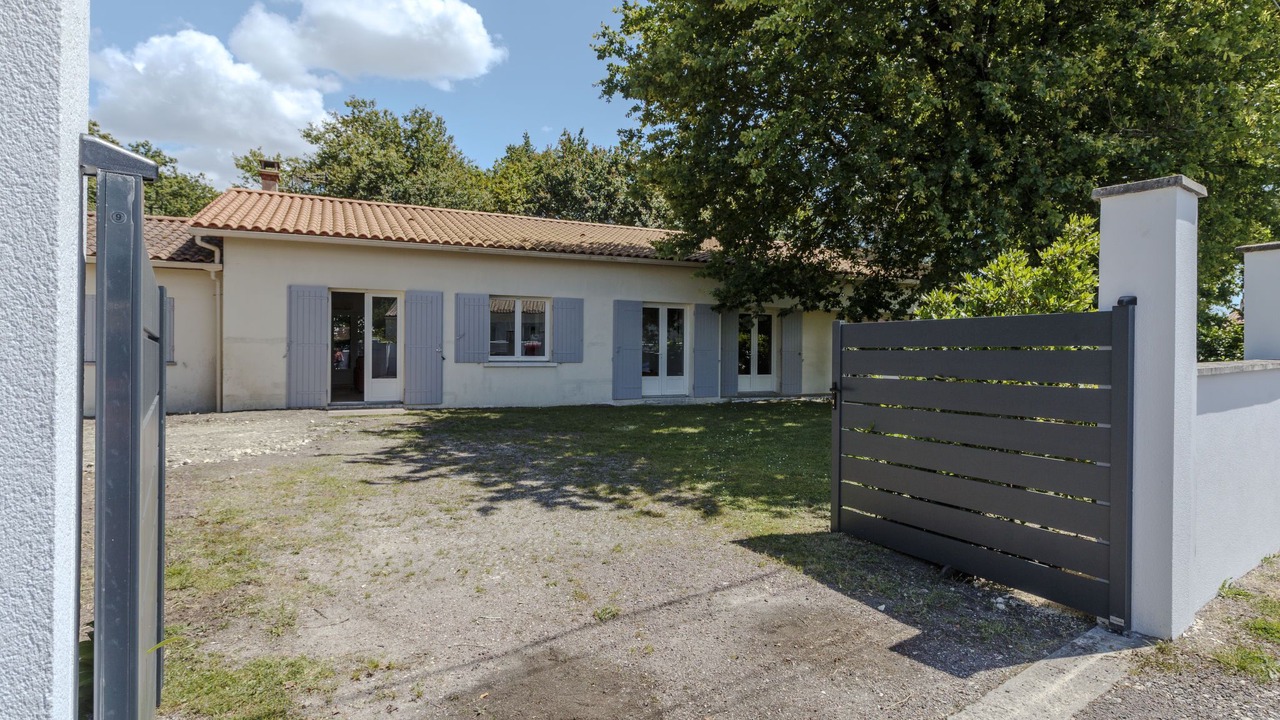 Photo of Others in Medis