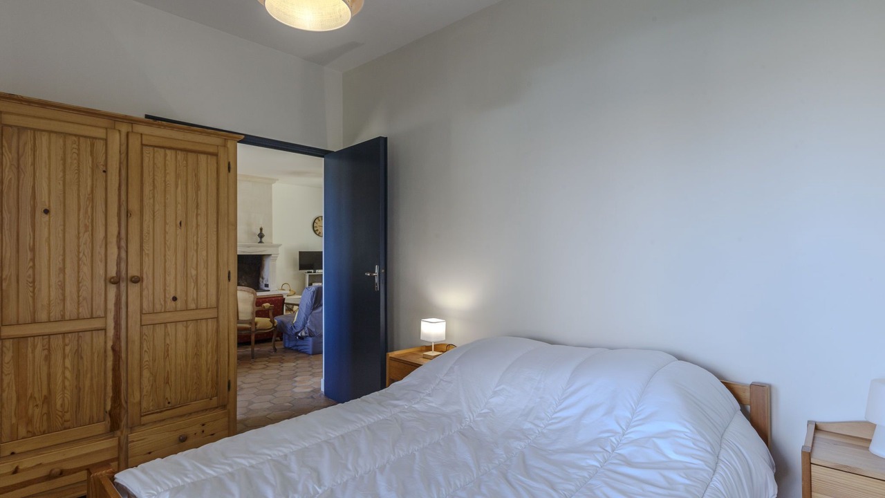 Photo of Others in Medis