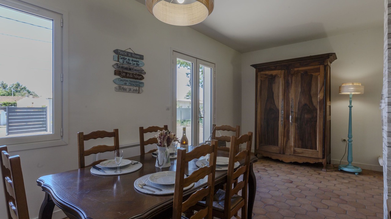 Photo of Bedroom in Medis