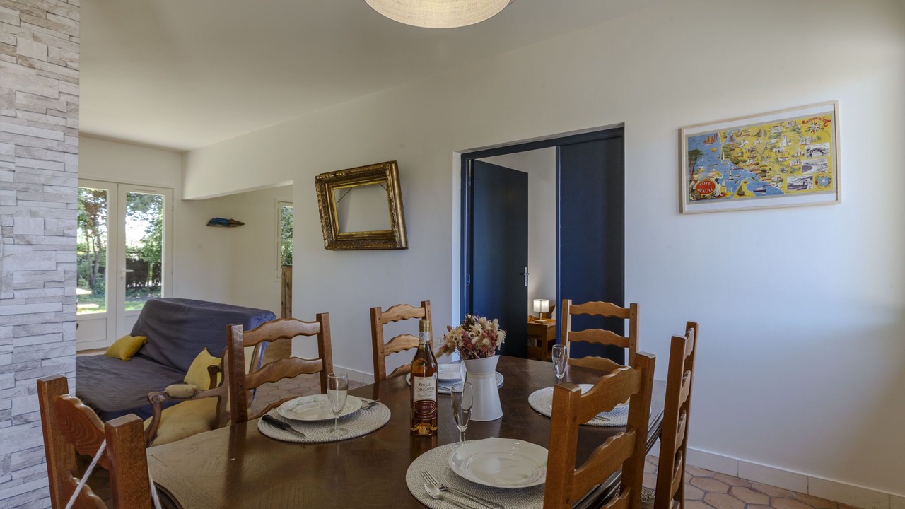 Photo of Bedroom in Medis