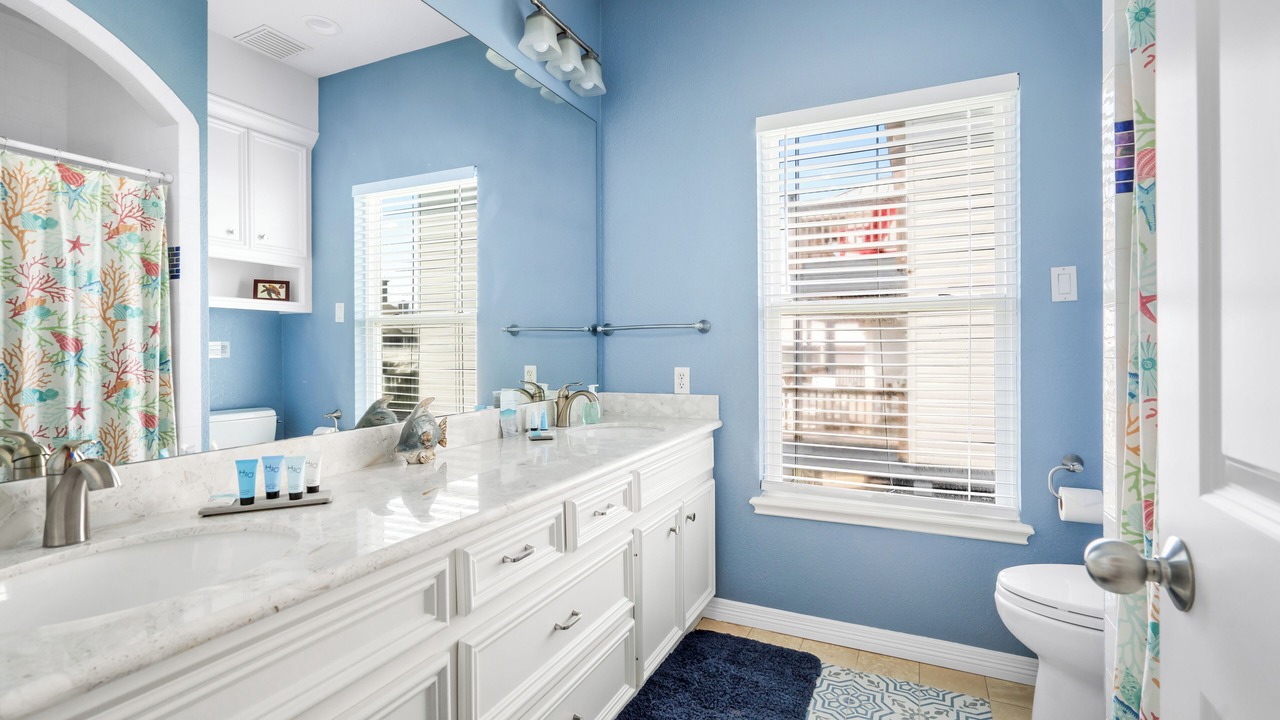 Photo of Bathroom in Acapulco Village
