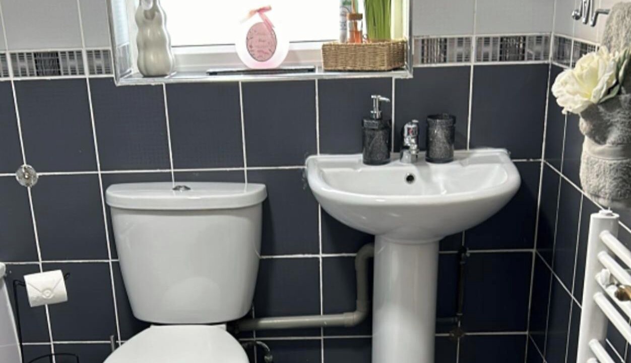 Photo of Others in Forest Gate