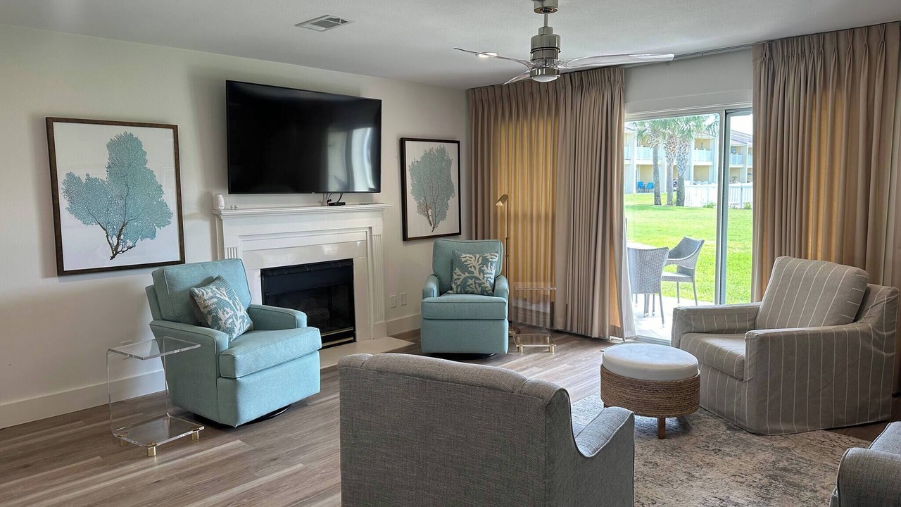 Photo of Livingroom in Miramar Beach