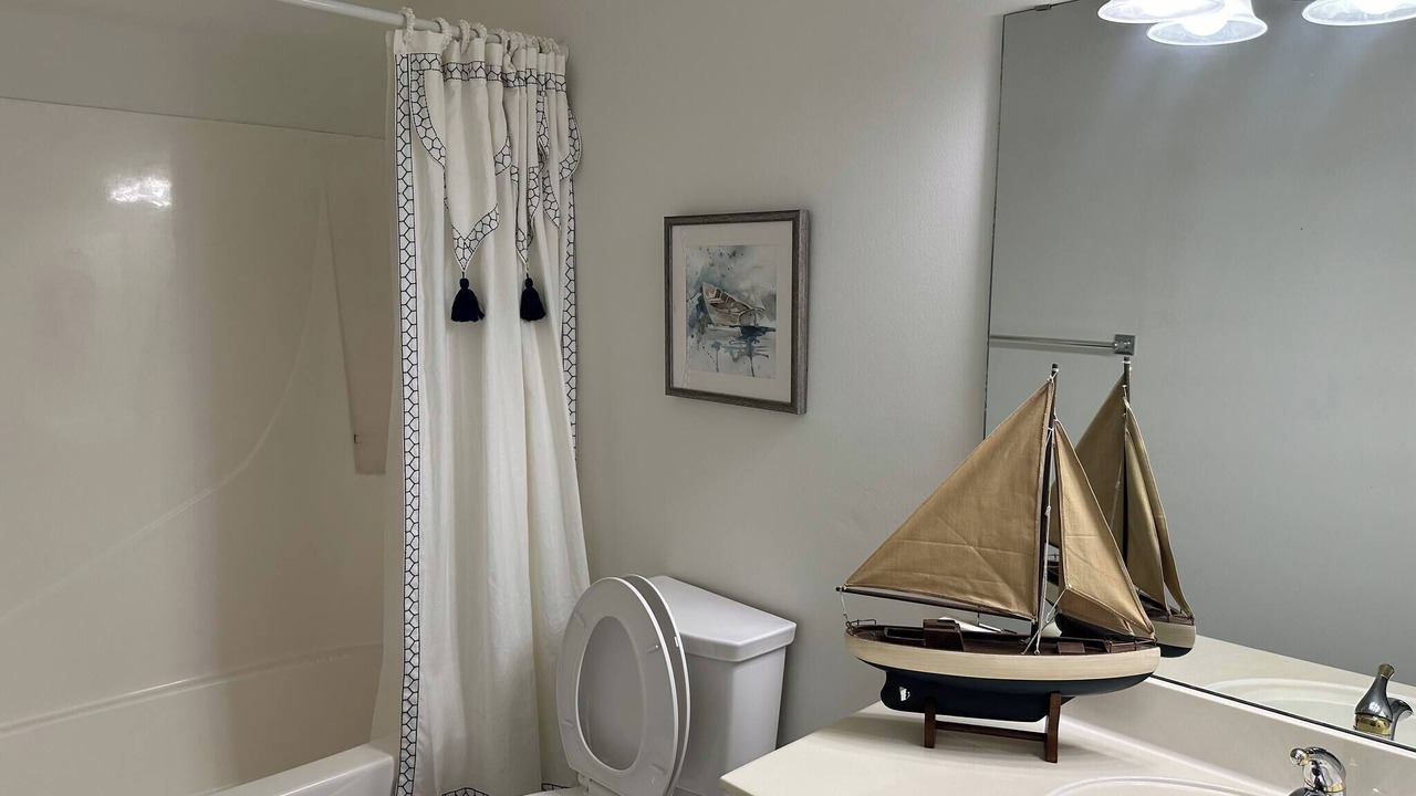 Photo of Bathroom in Miramar Beach