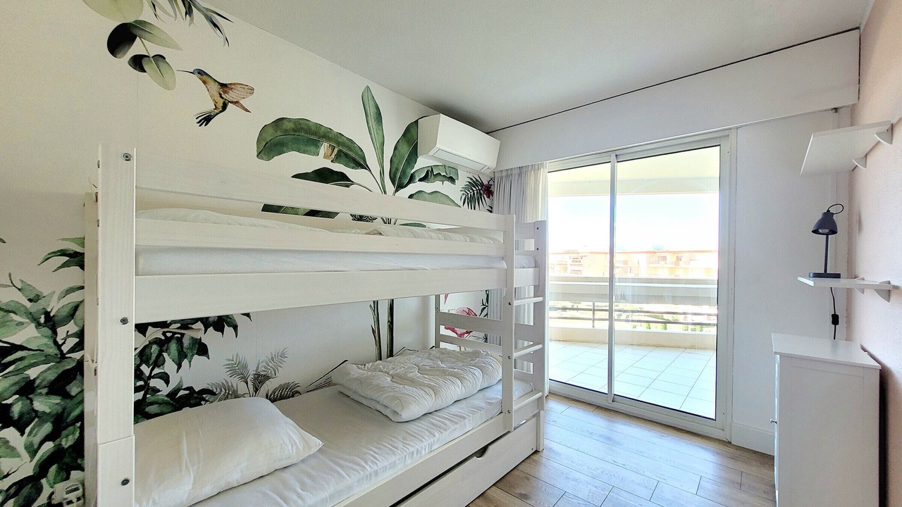 Photo of Bedroom in La Cote Radieuse