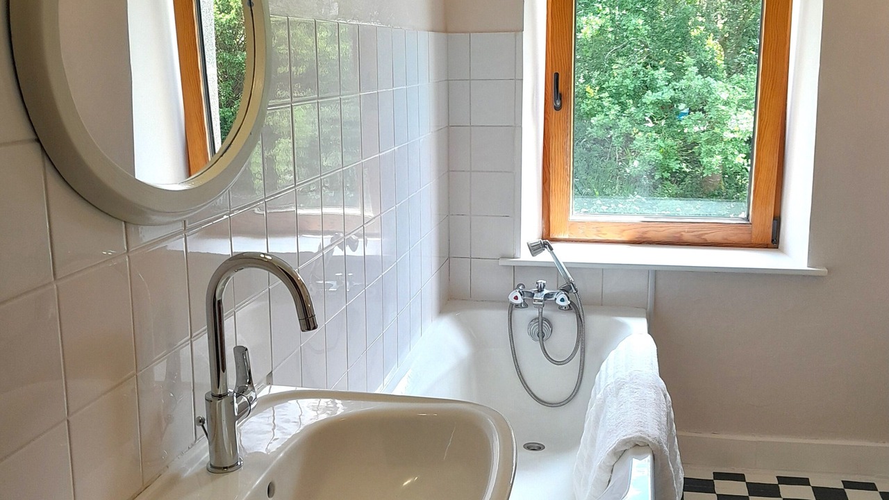 Photo of Bathroom in Rosnoen
