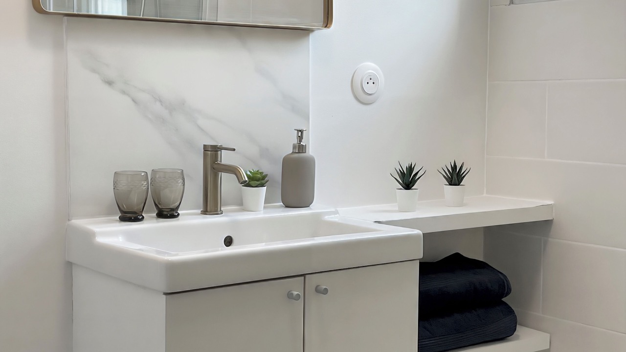 Photo of Bathroom in La Fuye-Velpeau