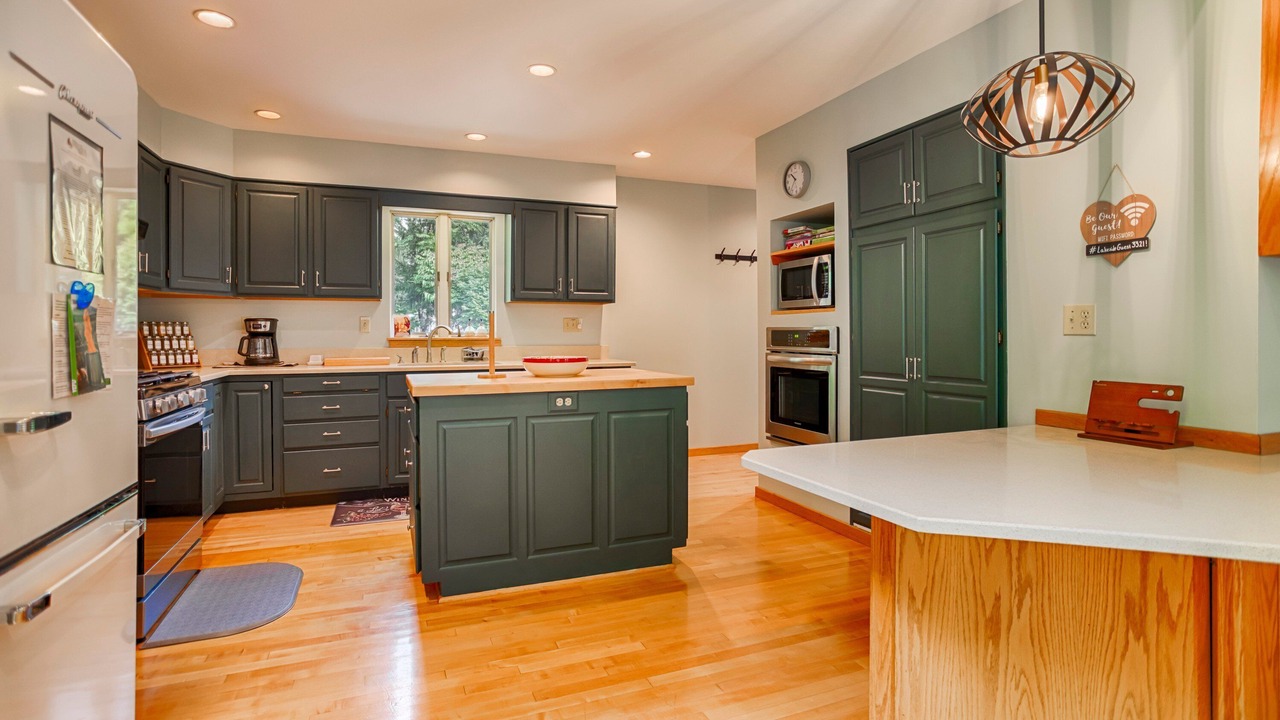 Photo of Kitchen in Town of Reading