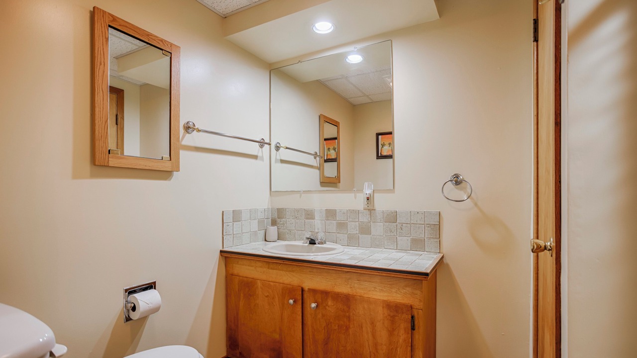 Photo of Bathroom in Town of Reading