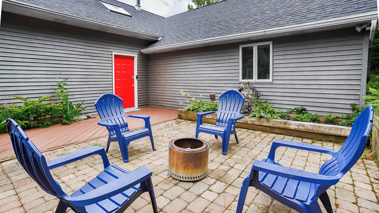 Photo of Patio Balcony in Town of Reading