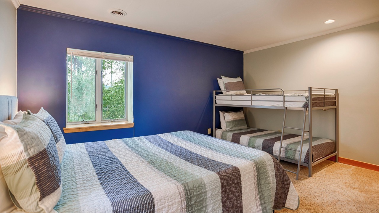 Photo of Bedroom in Town of Reading