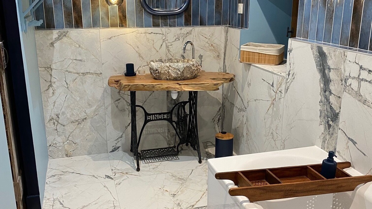 Photo of Bathroom in Huisseau-sur-Cosson