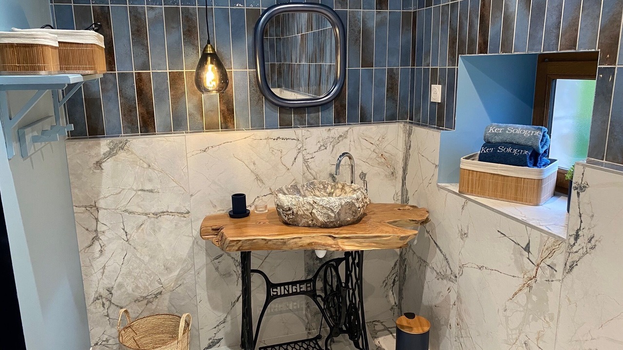 Photo of Bathroom in Huisseau-sur-Cosson