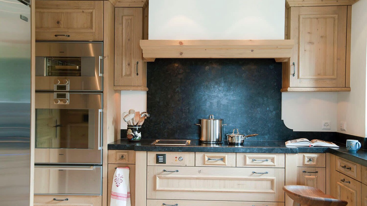 Photo of Kitchen in Zweisimmen Nr Gstaad