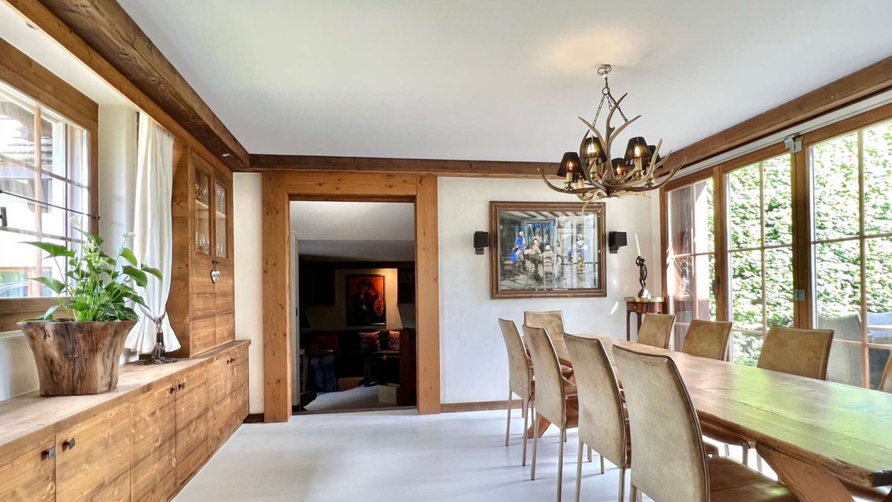Photo of Bedroom in Zweisimmen Nr Gstaad