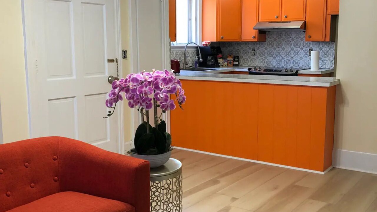 Photo of Livingroom in Stockade Historic District