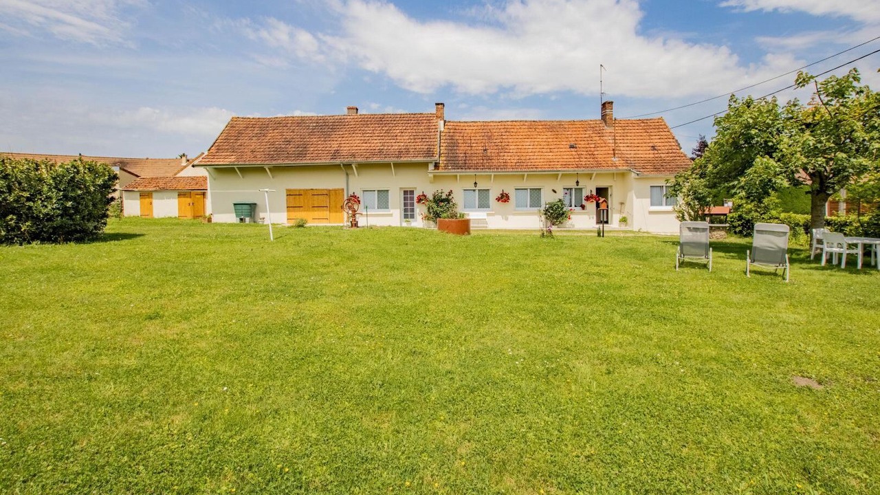 Photo of Outdoor in Lans