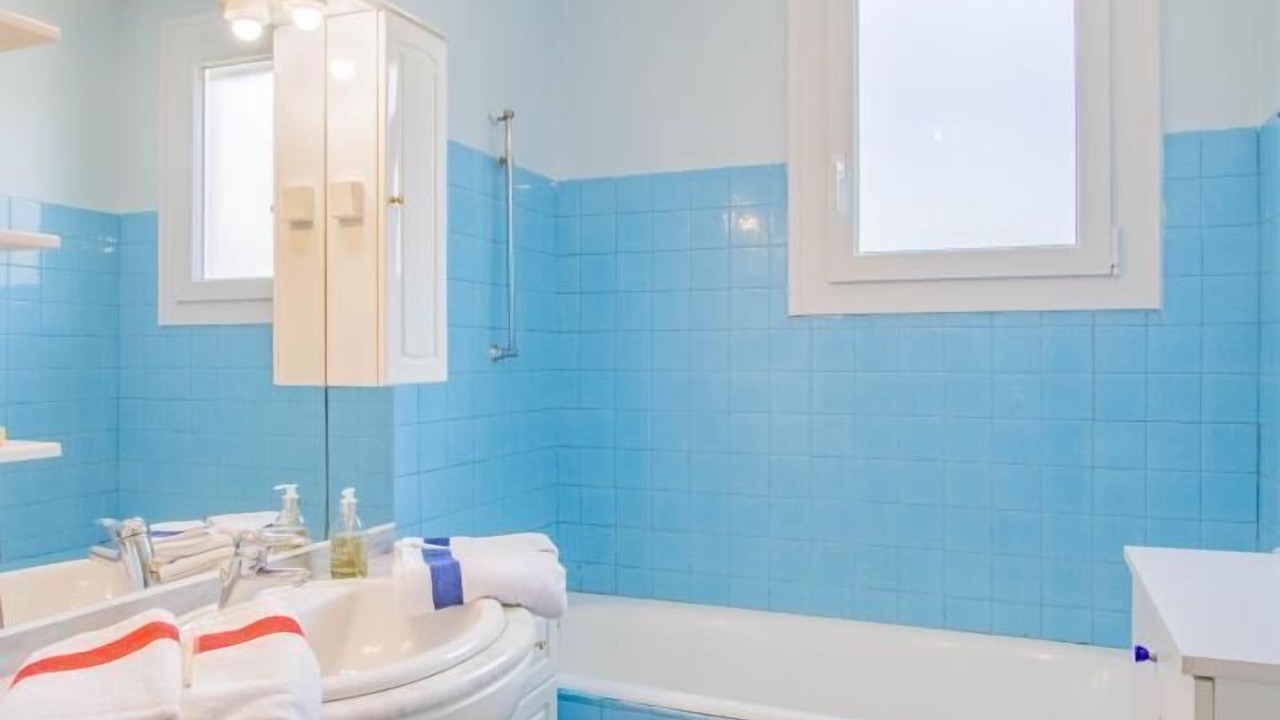 Photo of Bathroom in Lans