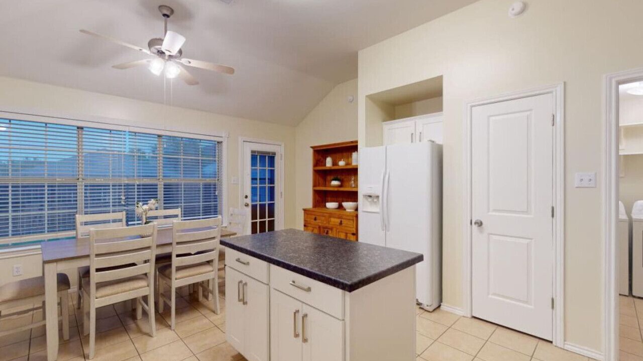 Photo of Kitchen in College Station