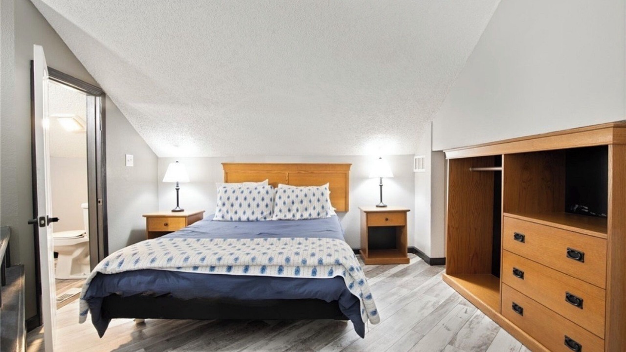 Photo of Bedroom in Osage Beach