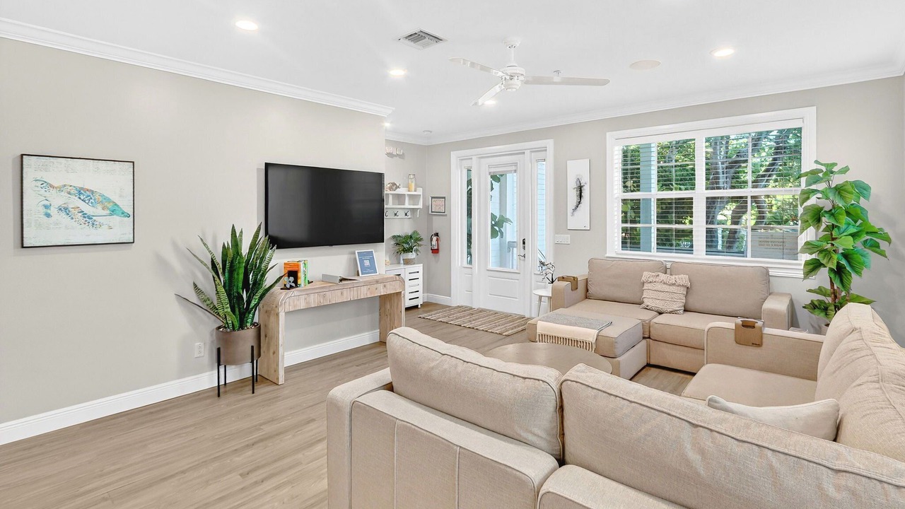 Photo of Bedroom in Upper Matecumbe Key