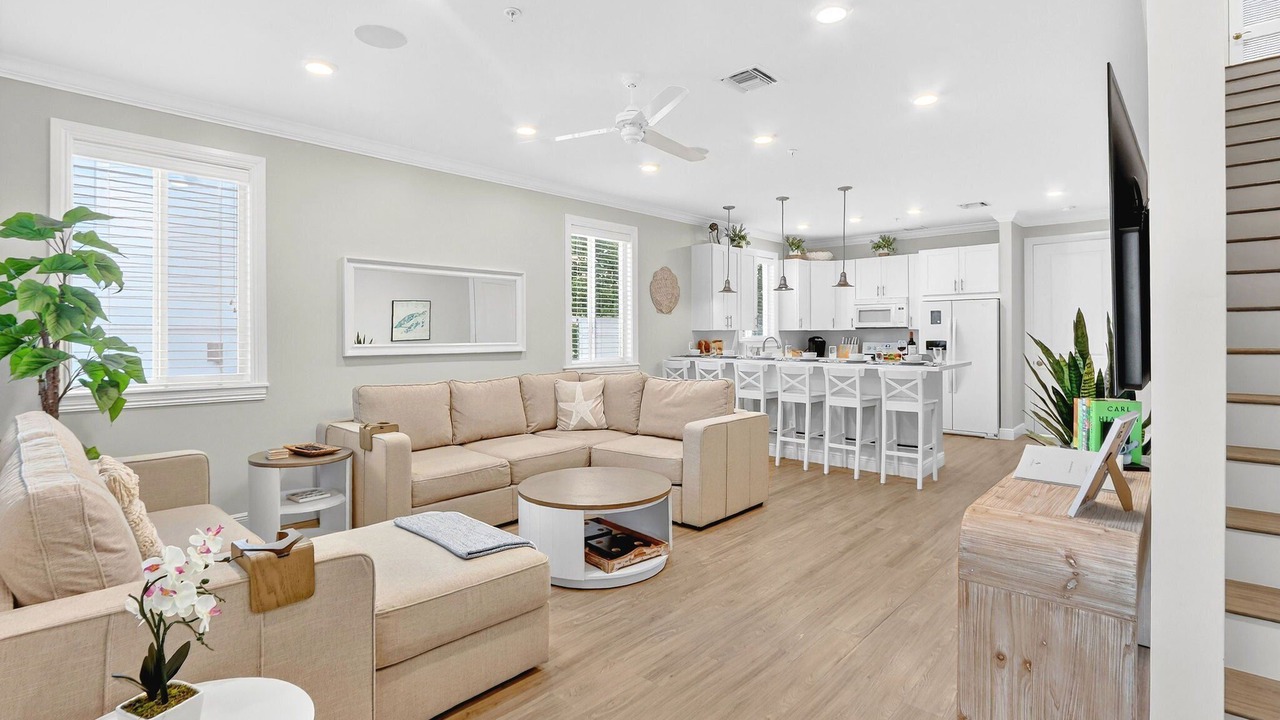 Photo of Livingroom in Upper Matecumbe Key