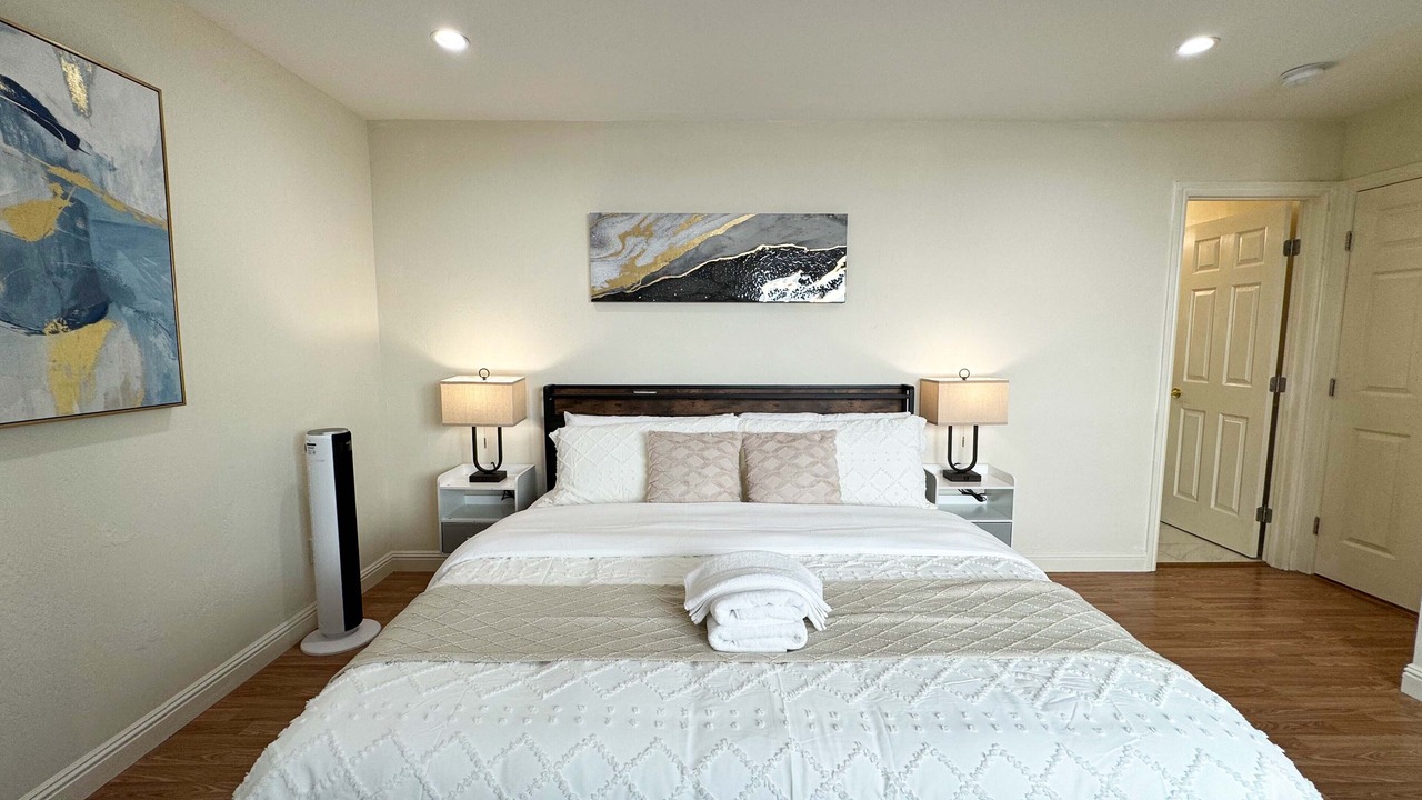 Photo of Bedroom in Downtown