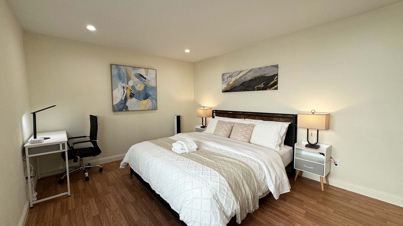 Photo of Bedroom in Downtown