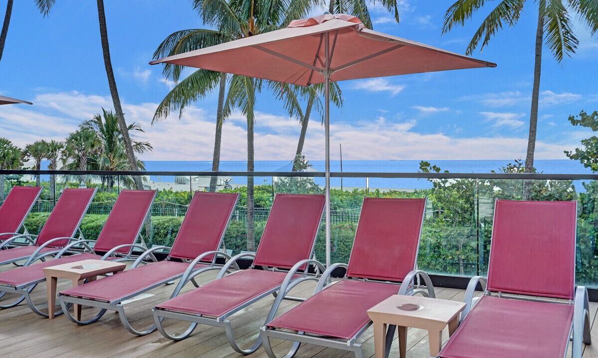 Photo of Outdoor in Mid Beach