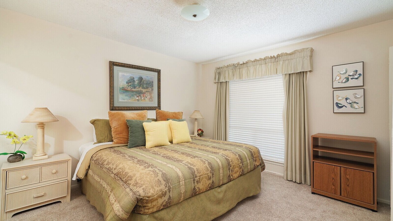 Photo of Bedroom in Vance Jackson