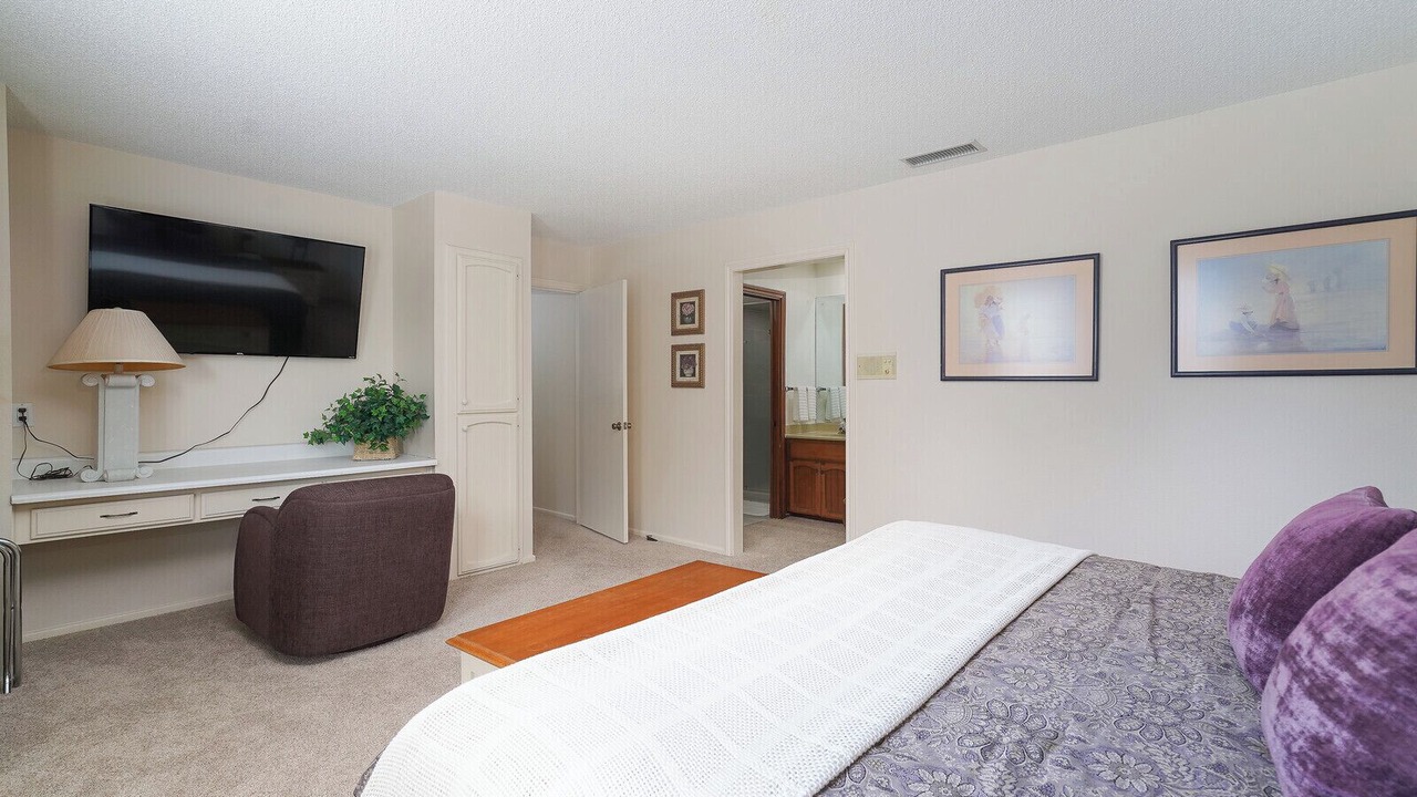 Photo of Bedroom in Vance Jackson