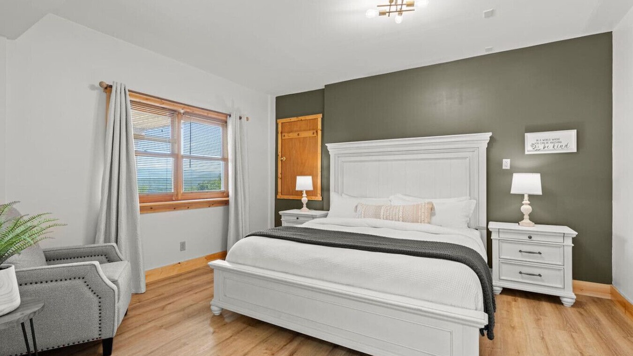 Photo of Bedroom in Mattawana