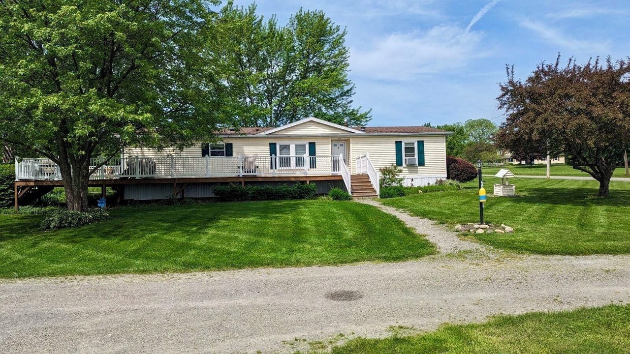 Photo of Outdoor in Town of Reading