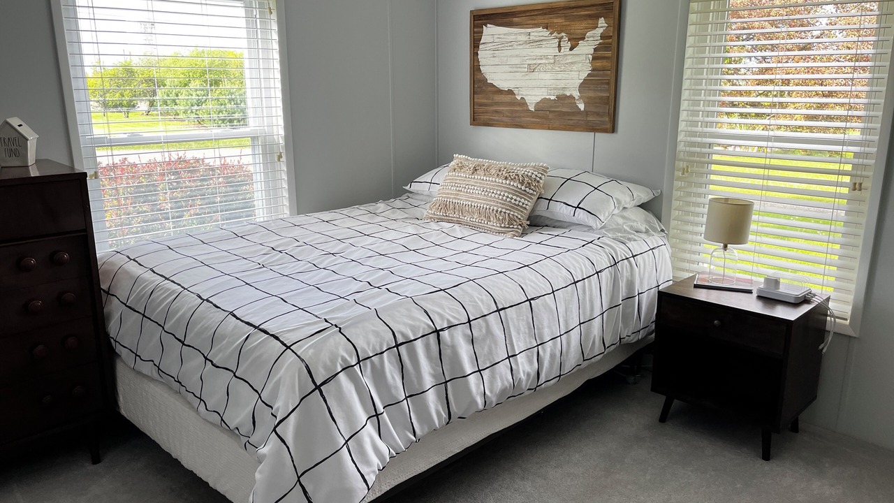 Photo of Bedroom in Town of Reading