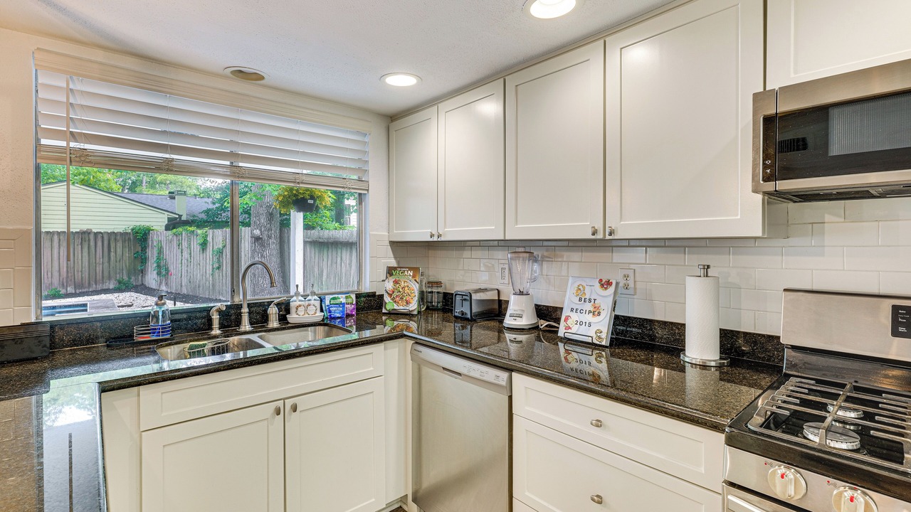 Photo of Kitchen in Panther Creek