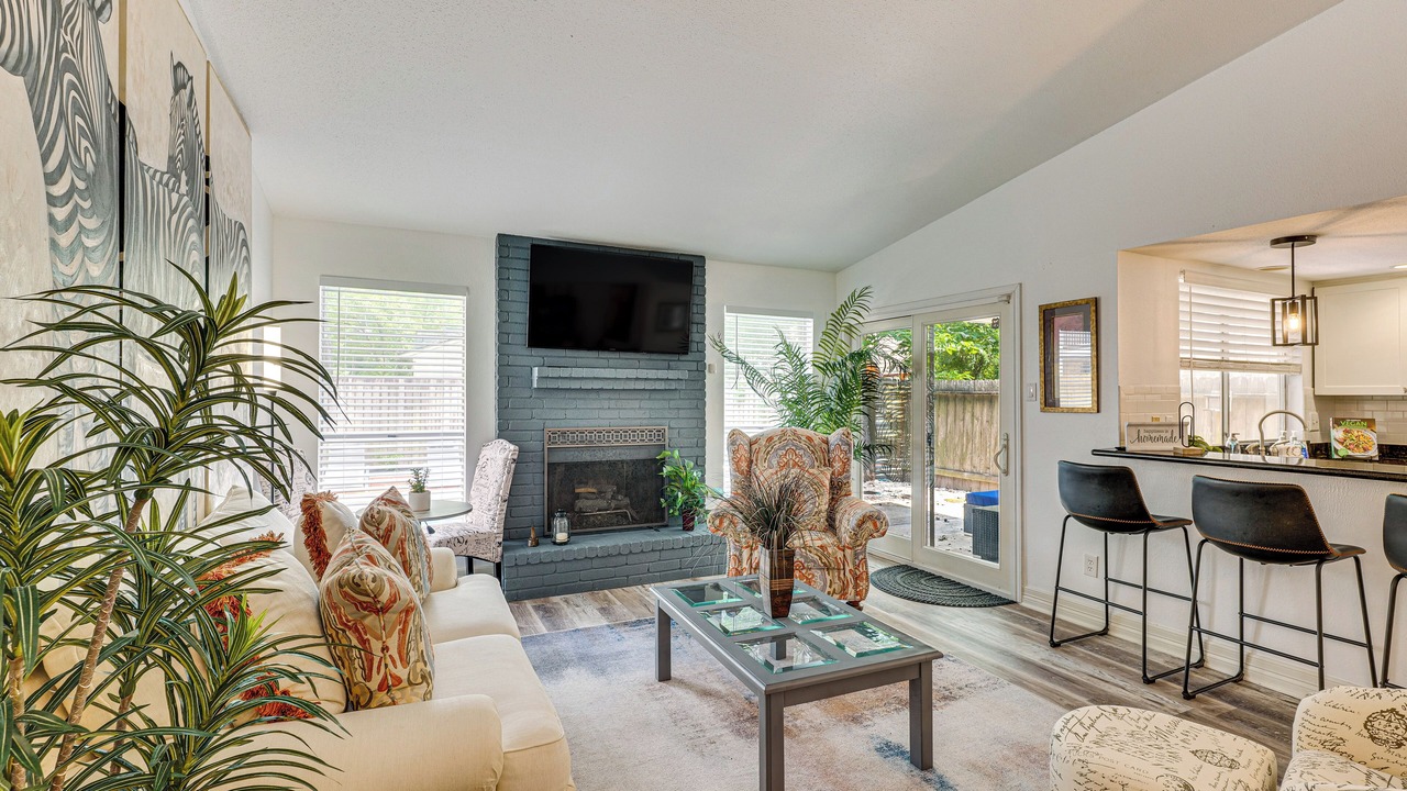 Photo of Livingroom in Panther Creek