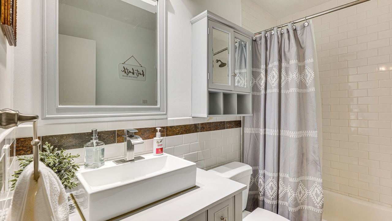 Photo of Bathroom in Panther Creek