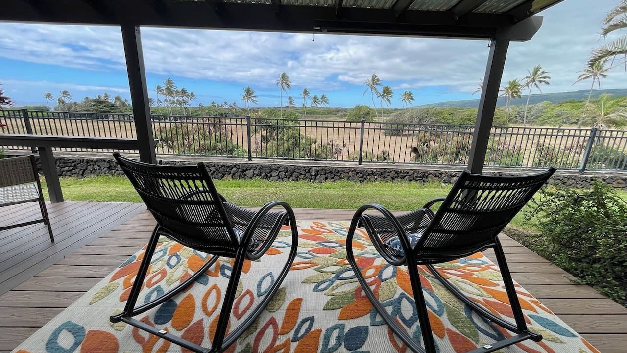 Photo of Patio Balcony in Punaluu