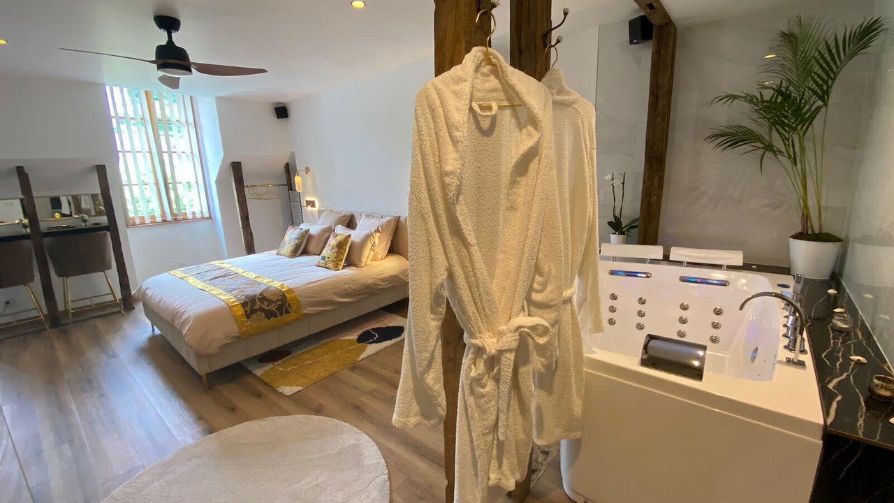 Photo of Bedroom in Tulle