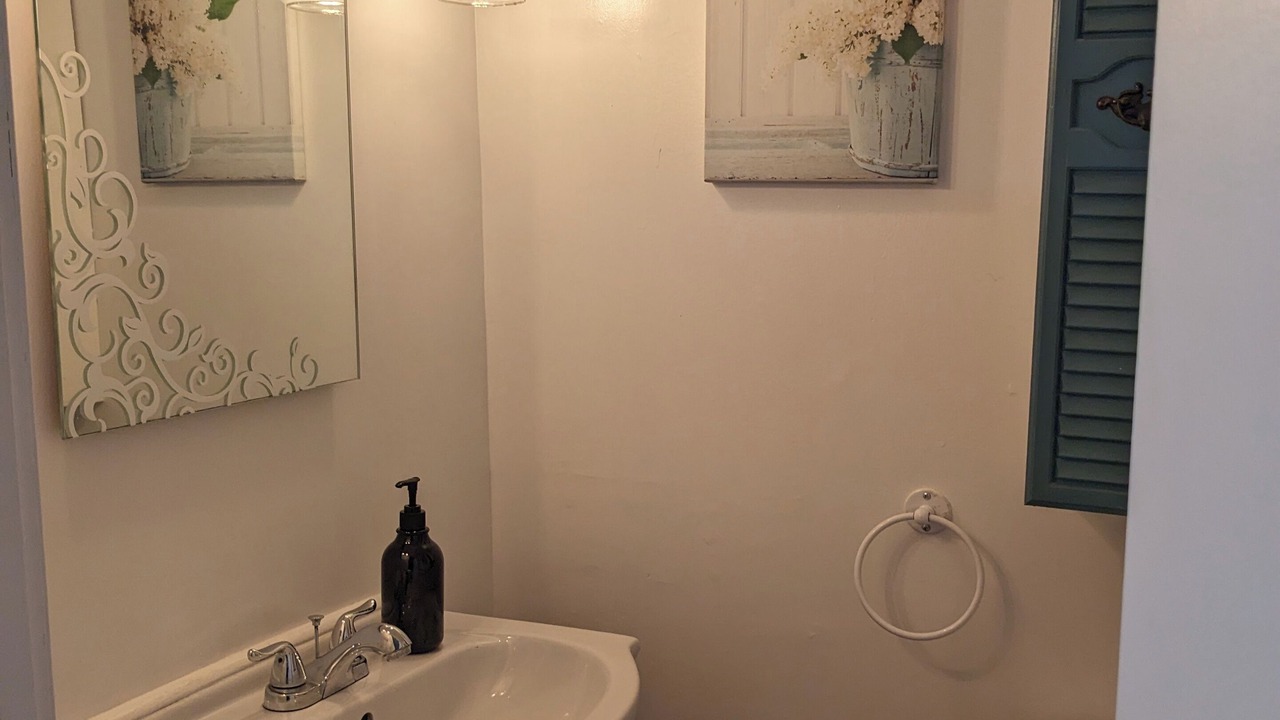 Photo of Bathroom in Martintown